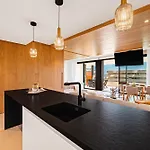 Luxury And Extraordinary In El Higueron Appartamento