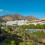 Luxury And Extraordinary In El Higueron Appartamento