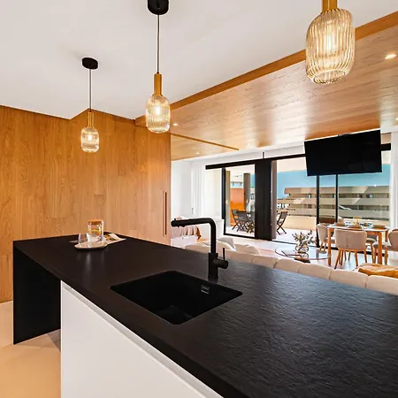 Luxury And Extraordinary In El Higueron Apartmán
