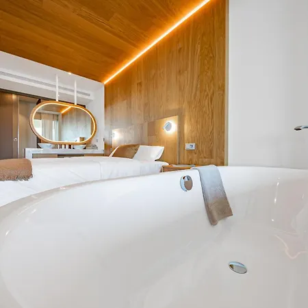 Luxury And Extraordinary In El Higueron *